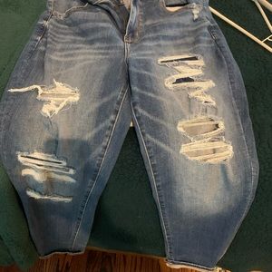 American Eagle distressed skinny jeans (worn once)